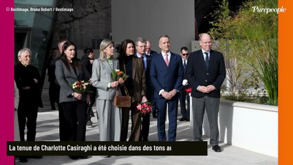 Charlotte Casiraghi en blazer très chic aux côtés de sa maman Caroline et Albert à Monaco lors d'un événement symbolique