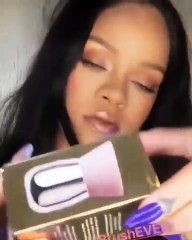 Rihanna Fenty Beauty Body Luminize