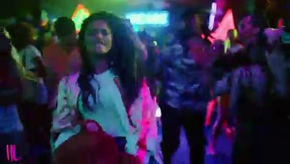 Demi Lovato Slams Taylor Swift As A Bully? | Hollywoodlife