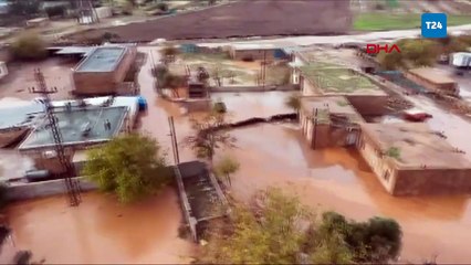 Sağanak nedeniyle su altında kalan mahalle ve tarım arazileri havadan görüntülendi