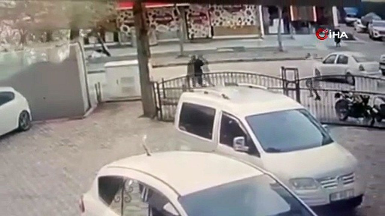 Adana'da 20 yaşında maganda defalarca ateş açtı
