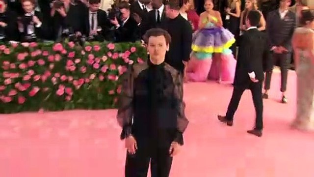 Hailey Reacts To Selena Gomez Comparisons After Being With Justin Bieber