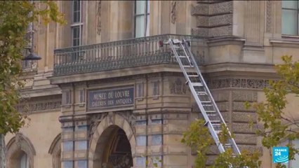 Casse du Louvre : les voleurs auraient pu être stoppés "à 30 secondes près"
