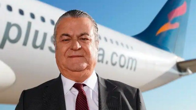 Registros de la Policía Nacional en la aerolínea Plus Ultra, rescatada por el gobierno de Sánchez