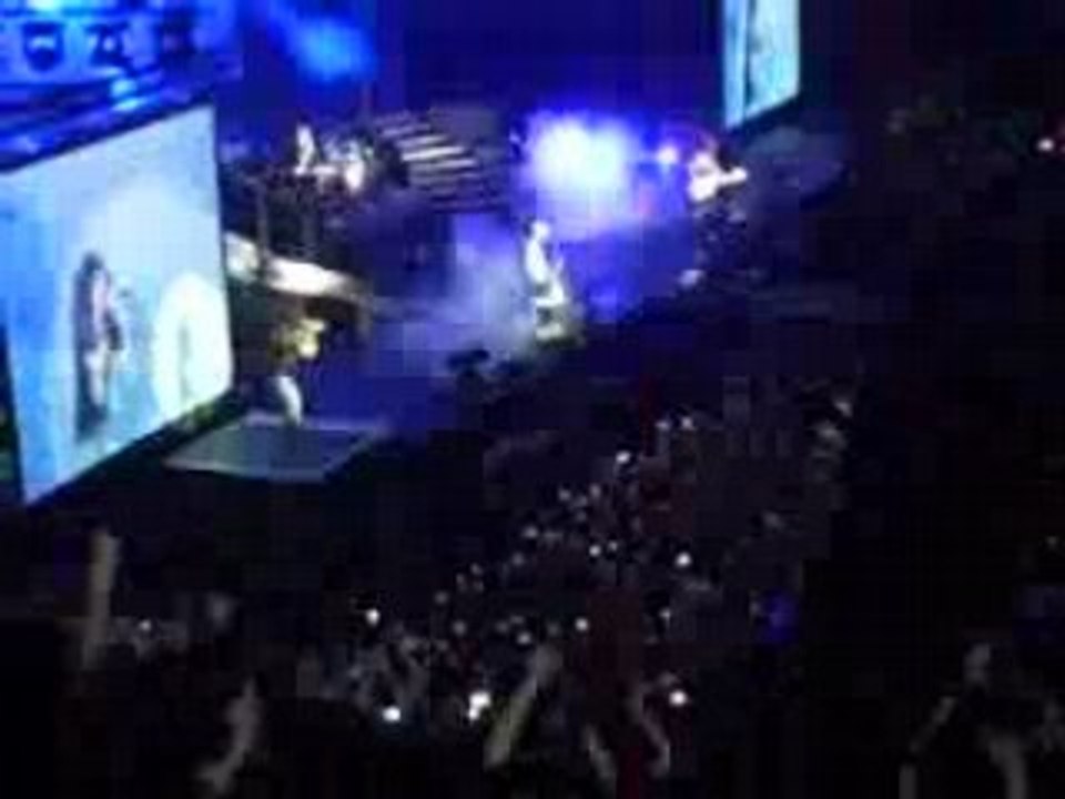 Tokio Hotel Bercy 09.03.08 - Ich Bin Nich' Ich