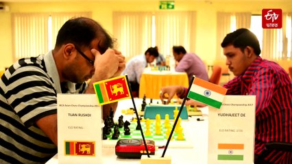 যুধাজিতের 'কিস্তিমাত'! দৃষ্টি ছাড়াই হাতি-ঘোড়া সামলে জাতীয় পুরস্কার হুগলির যুবকের