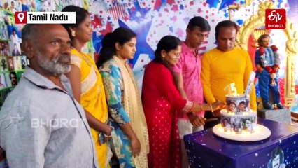 A Die-Hard Fan Celebrates Rajinikanth's 75th Birthday In Advance With Special Cake