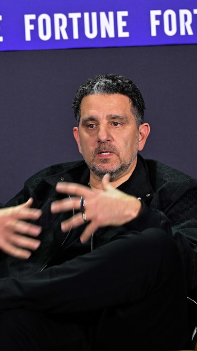 Amazon exec: Kindle is having a moment thanks to "doomscrolling"