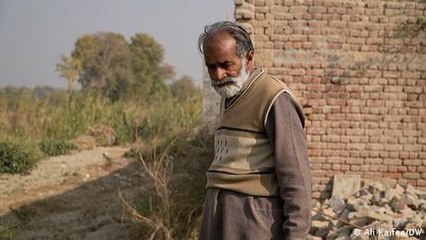 Pakistan: Flood-hit village struggles to rebuild
