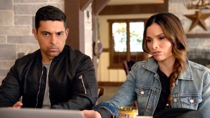 Torres and Knight Deliver a Critical Update on NCIS