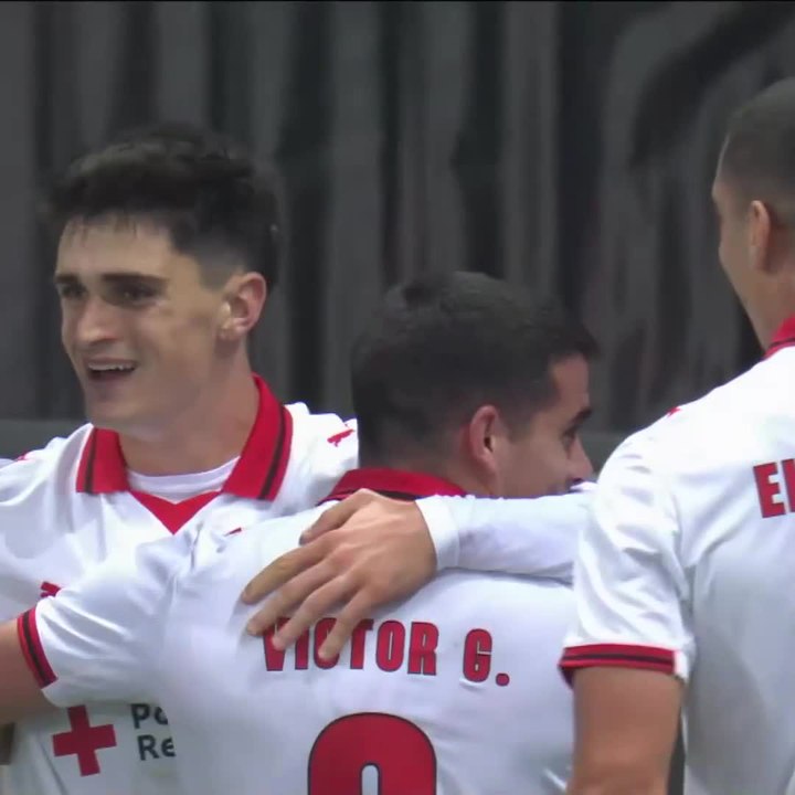 Goal by Pau Víctor