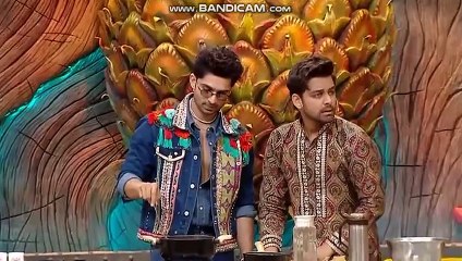 Now THAT'S roasting! Krushna literally roasted the whole squad 😂😂  [Source](https://www.instagram.com/reel/DR4Ml8fk7gX/)