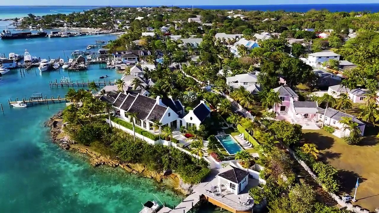 Bahamas  Sand Beach