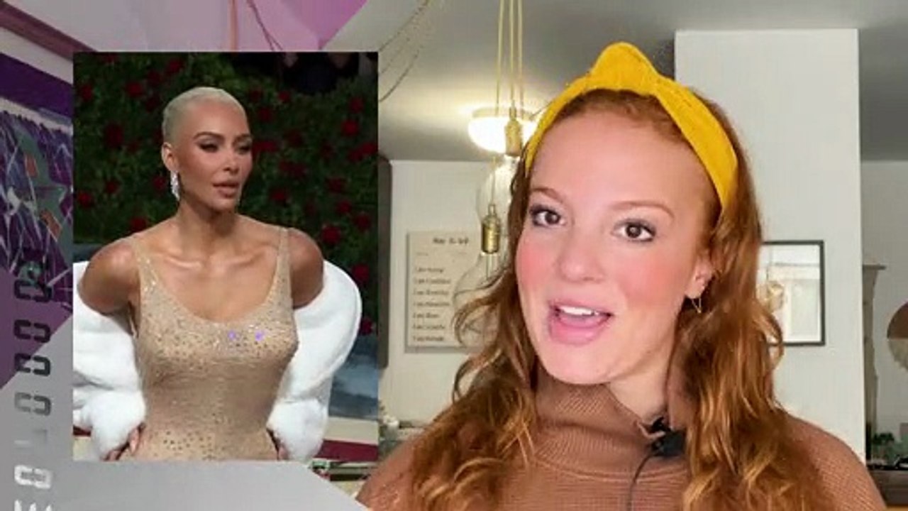 Kim Kardashian Wears Black Crop Top & Leather Pants Out With Khloe In Miami