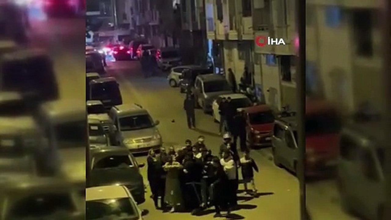 İstanbul'un Esencılısı Esenyurt yine bildiğiniz gibi: Taşlar, sopalar, yumruklar havada uçuştu!