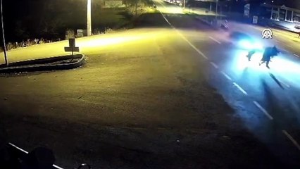 Otomobilin çarptığı 3 yaya öldü