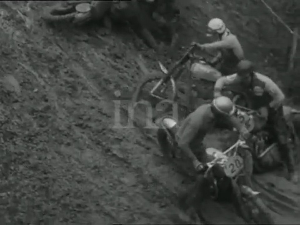 Moto cross à Cenon, Gironde (1962)
