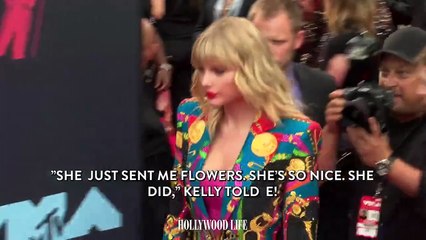 Kelly Clarkson Reveals Taylor Swift Sends Her Flowers After She Releases Every Re-Recording