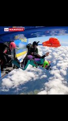 Parachutiste suspendu à 15 000 pieds au-dessus du Queensland