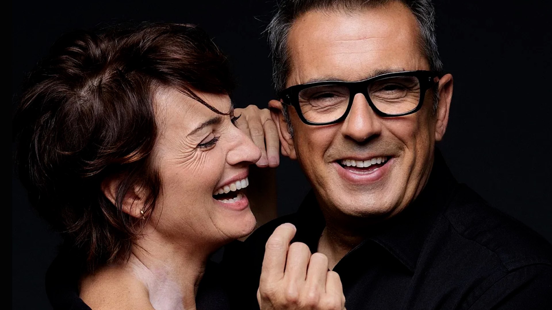 La pareja de humoristas Andreu Buenafuente y Silvia Abril no ser�n los encargados de conducir las Campanadas de RTVE el pr�ximo 31 de diciembre desde la Puerta del Sol de Madrid. La Corporaci�n p�blica confirm� la noticia, originalmente informada por el propio c�mico, detallando que Buenafuente deber� "alargar su per�odo de descanso y el par�n de su agenda profesional".