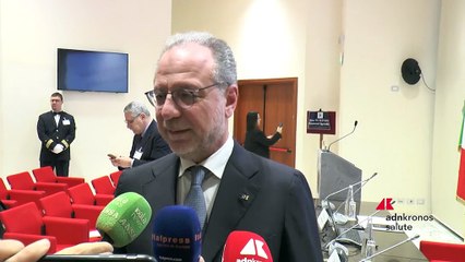 Obesità, Mulè: "Prevenzione è migliore medicina, screening su adolescenti necessario"