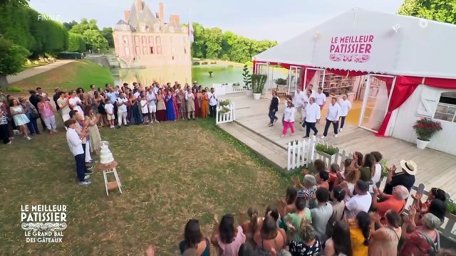Mercotte a fait ses adieux à l'émission Le Meilleur Pâtissier après 14 ans de bons et loyaux services.
