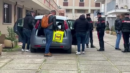 Sassari, il 55enne indagato per i roghi portato in caserma: interrogatorio decisivo per far luce sulla scia di incendi