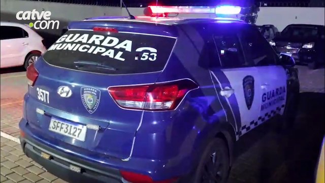 Guarda Municipal prende dois homens com mandados de prisão em aberto no Centro de Cascavel