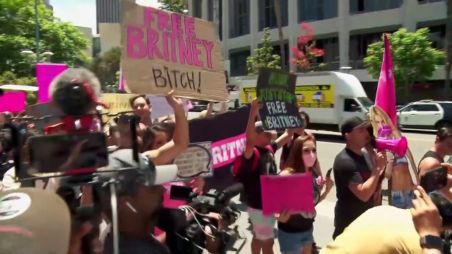 Iggy Azalea Claims She ‘Witnessed’ Britney Spears’ Dad Alleged Abuse