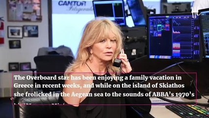 Goldie Hawn, 75, Looks Amazing Dancing In A Swimsuit For ‘Mamma Mia’ Video