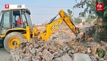 रांची के डीआईजी ग्राउंड में आज भी चला अतिक्रमण हटाओ अभियान, कल जमींदोज किया जाएगा बहुमंजिला अपार्टमेंट