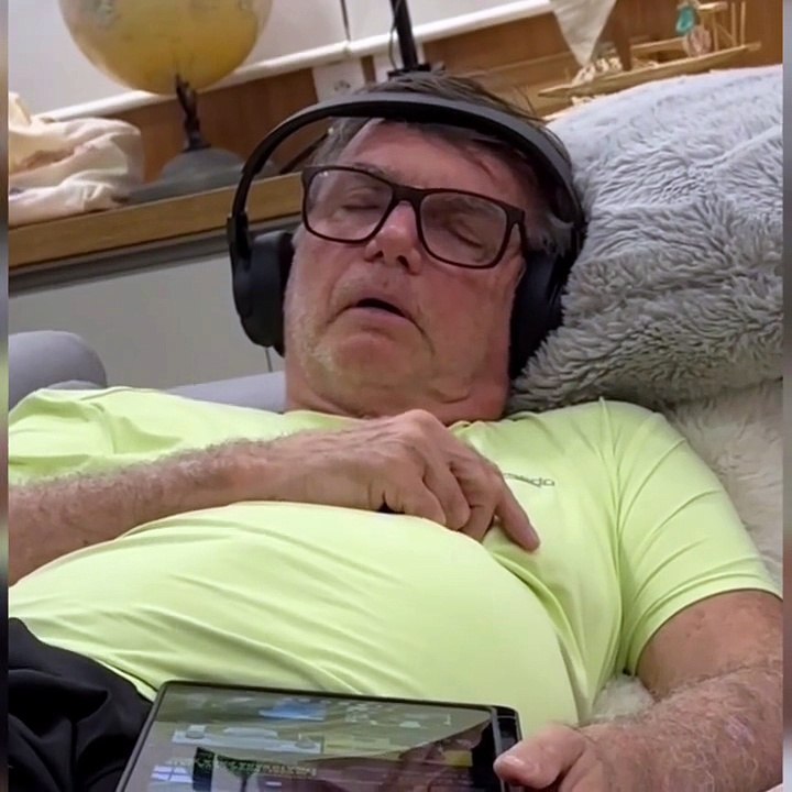 Eu não pretendia tornar público um vídeo que expõe meu pai em mais uma situação terrível como os