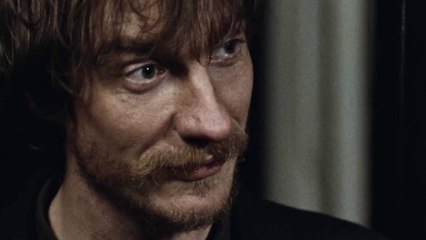 Naked Bande-annonce VO STFR