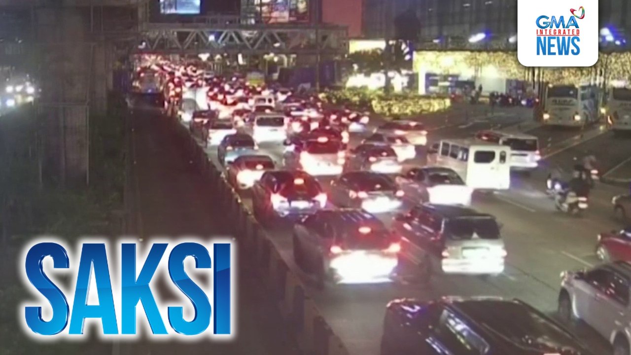 LTFRB MEMO - Surge pricing ng mga TNVS, nilimitahan mula Dec. 17 - Jan. 4 | Saksi