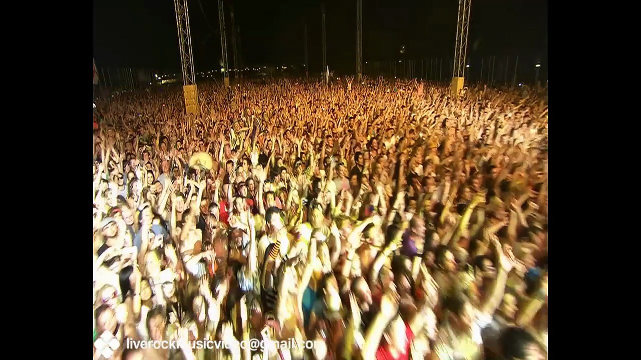 Lady Gaga - Poker face - Live @ v festival 2009 - HD Upscale