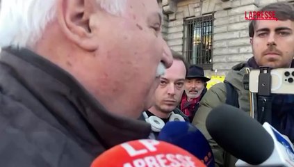 Piazza Fontana, la commozione del vigile fuoco: "Intervenni per primo, fu straziante"