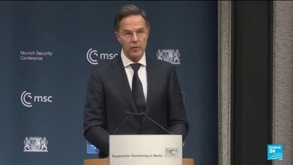 Le secrétaire général de l'OTAN alarmiste sur la menace russe dans un discours martial