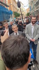 Père et fils réunis : Nicolas Sarkozy en dédicace à Menton aux côtés de Louis, candidat à la mairie
