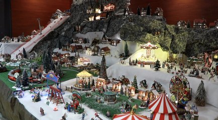 Un village de Noël miniature exposé à la médiathèque de Basse-Ham