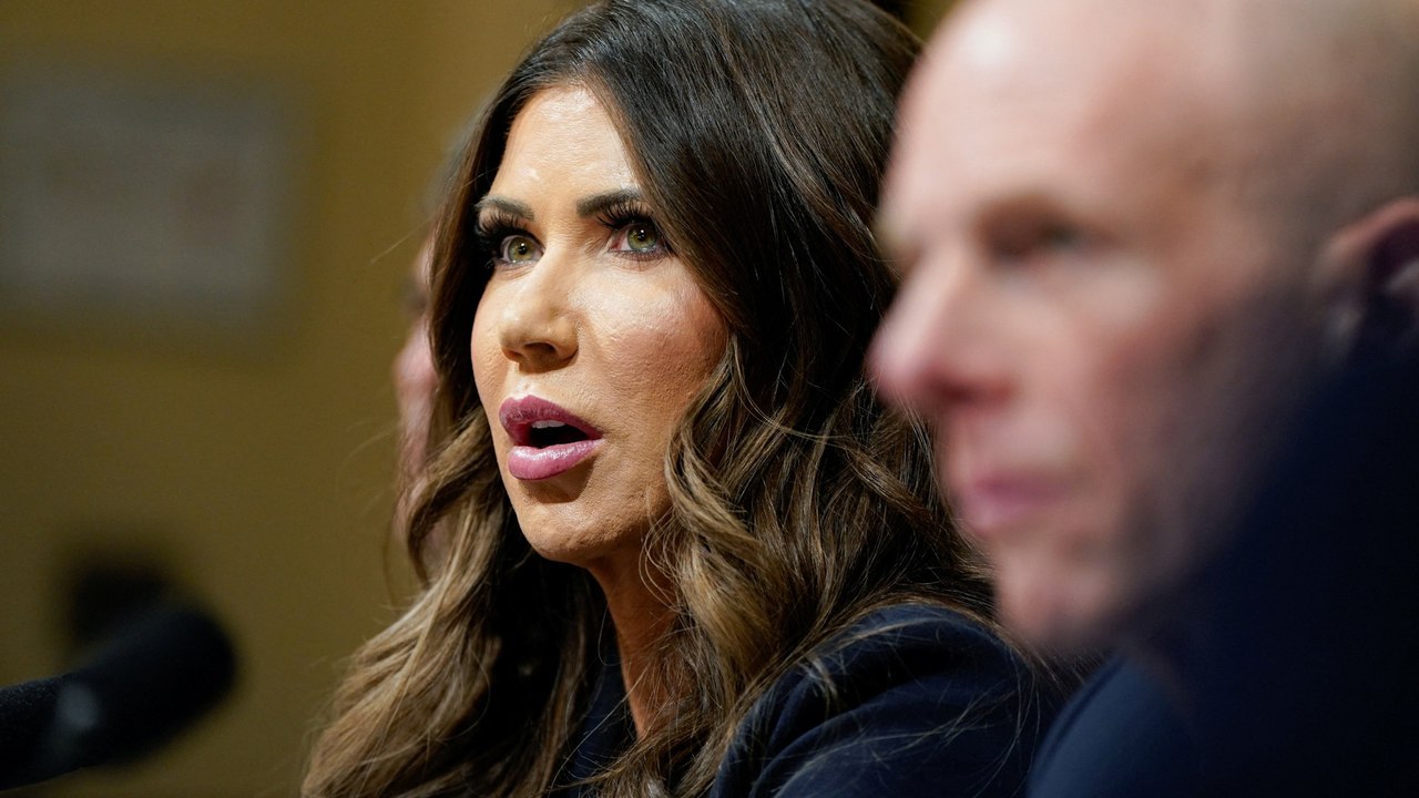 Reclaman a Kristi Noem deportaciones injustas a veteranos y ciudadanos legales