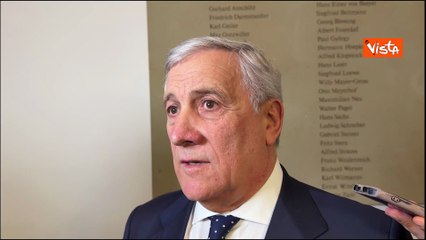 Tajani: Dobbiamo impedire che dal 2035 in Ue ci sia solo produzione di auto elettriche