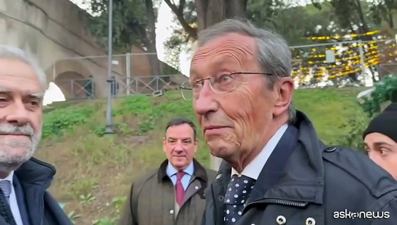 Fini ad Atreju per sentire Abu Mazen: "Unica alternativa ad Hamas"