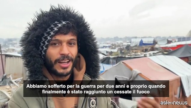 Gaza, tende allagate per la tempesta Byron e freddo: almeno 14 morti