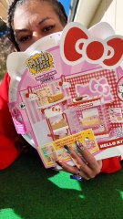 Un miniverse make it mini Spaces Hello Kitty! Parfait pour ranger mes recettes Miniverse Hello Kitty🥰🥰
