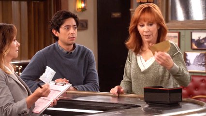 Bobbie Goes to Extremes for Happy’s Place in a Hilarious Sneak Peek