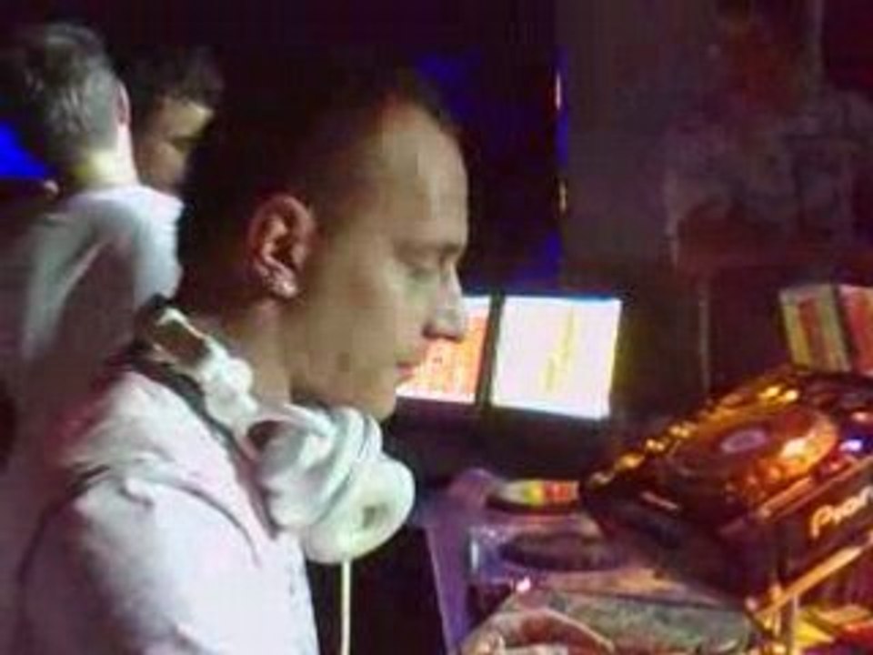 dj furax @ arc en ciel