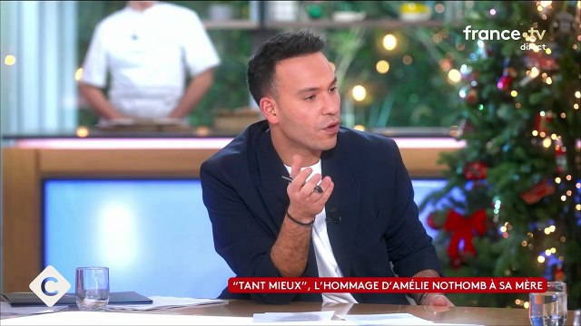 Amélie Nothomb : ses bouleversantes confidences sur l'agression sexuelle dont elle a été victime quand elle était jeune (ZAP TV)