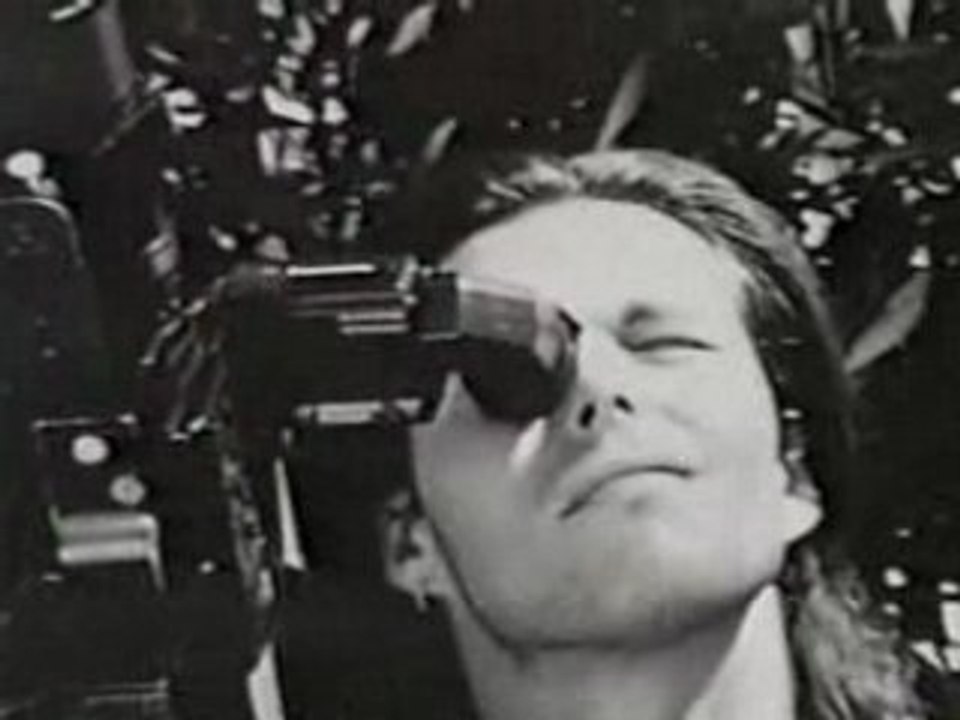 Ovni Gigantesque en forme de cigare