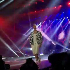 Justin Bieber Performs 'Despacito' Live & Proves He Actually CAN Sing In Spanish -- Watch