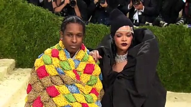 Justin Bieber On Shawn Mendes & Hailey Baldwins Met Gala Date!